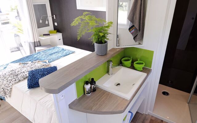 Holiday Home Le Mediterranée - AGL255