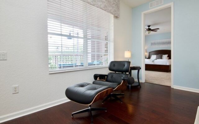 Pool Side Escape 3 Bedroom Condo