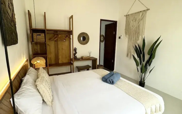 Lovely 2 Bedroom Villa Next to Munggu Beach!
