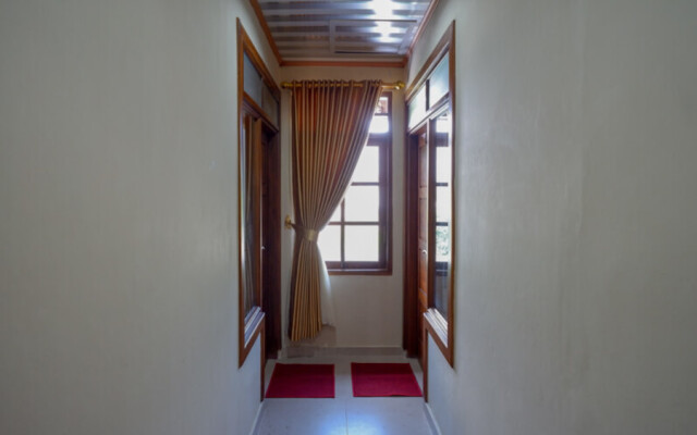 RedDoorz near XT Square 3