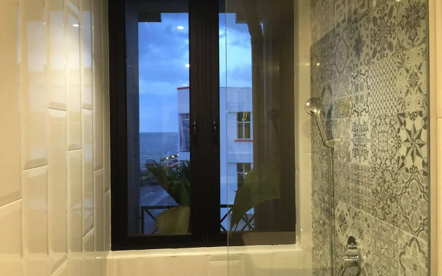 The Oikos Hotel