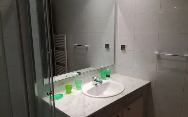 Cosy Apartment Tanit Center