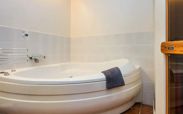 4 Person Holiday Home in Ringkobing-by Traum