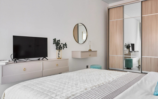 Веста на Уральской, 25