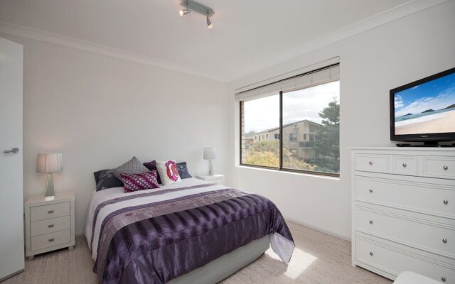 Endeavour, Unit 3/13 Ondine Close,