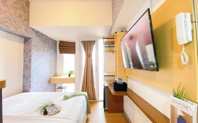 Minimalist and Homey Studio at Tokyo Riverside PIK 2 Apartment – Guest Rooms – Jakarta