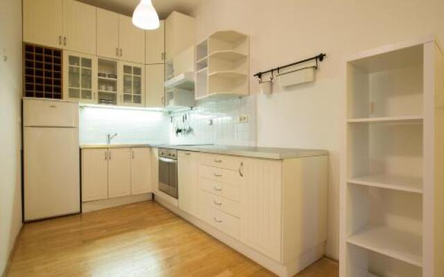 Apartment with free Garage Prague 1