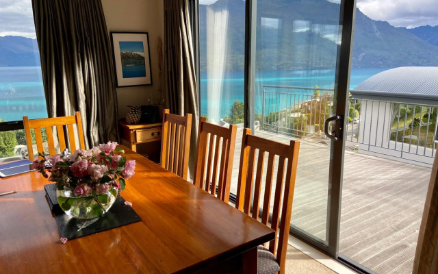 Queenstown Lake Panorama