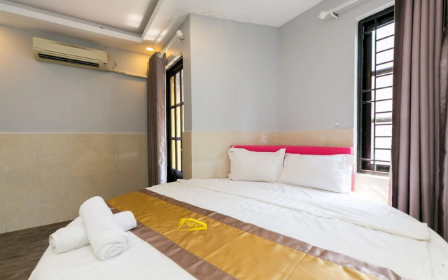 Oyo 986 Lucy Hotel