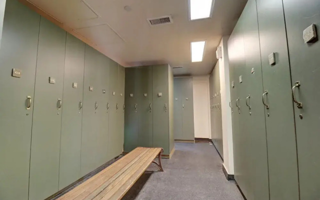 Newly Remodeled, Open Layout, with Incredible Views - CS302 by RedAwning