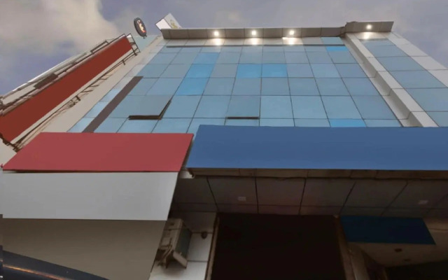 Priya Stays by OYO Rooms