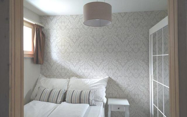 LAAX central holiday apartment with pool & sauna