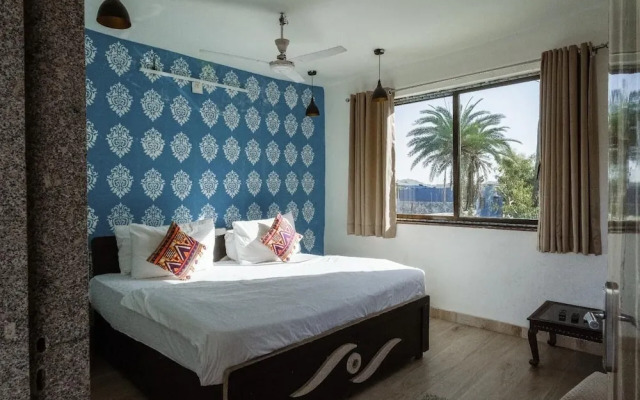 Rudraksh Inn