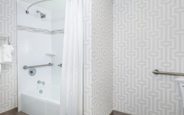 Holiday Inn Washington-College Pk (I-95) by IHG