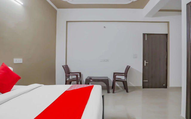 R P Residency by OYO Rooms
