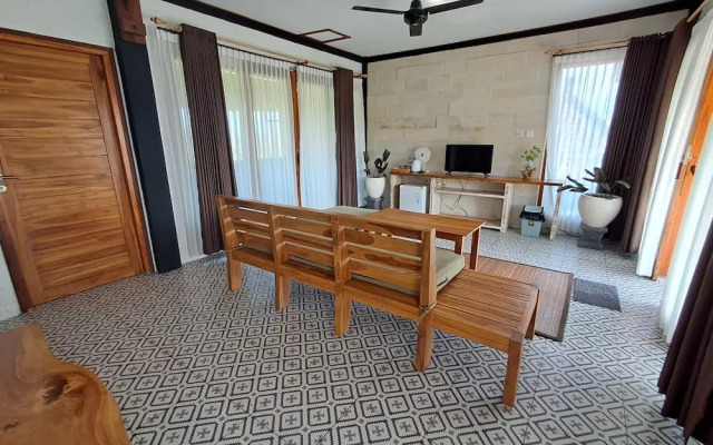 West Break Bali Medewi