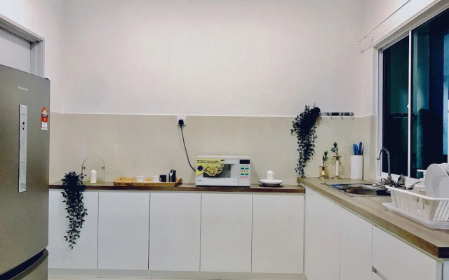 Kenanga Residence by BeeStay [8 pax]