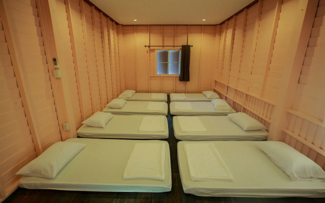 Khao Hin Tang Resort