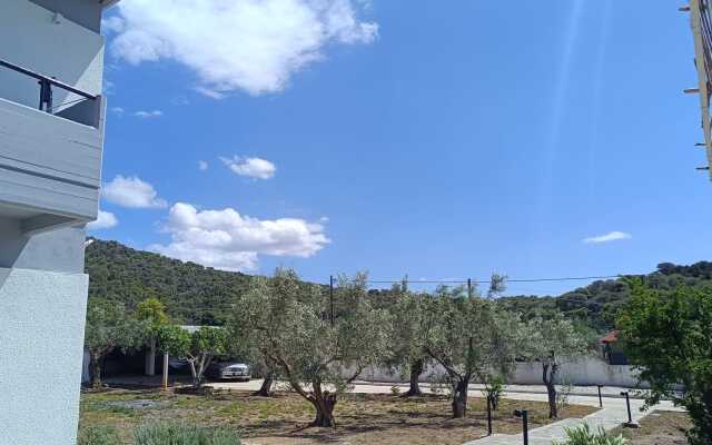 Turquoise Villa Loutraki