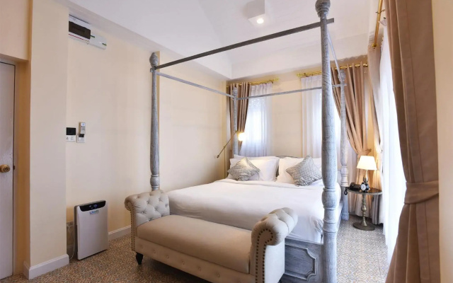 Noursabah Bed Bangkok