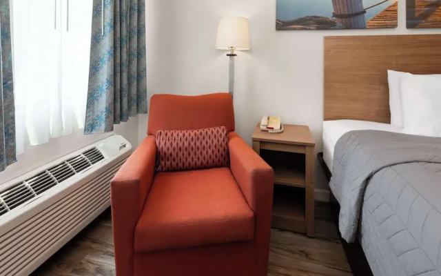 Ramada Limited-Biloxi Beach