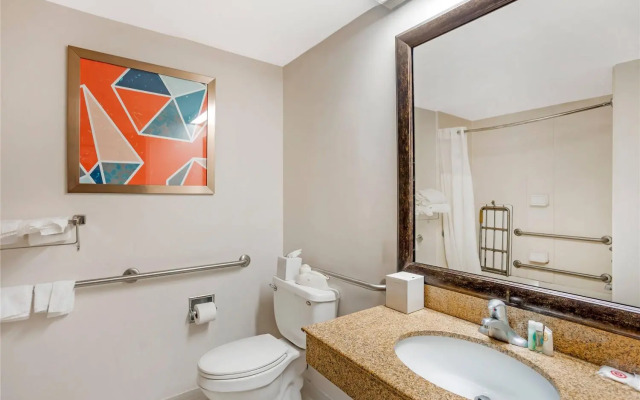 Comfort Inn & Suites Mt. Holly - Westampton