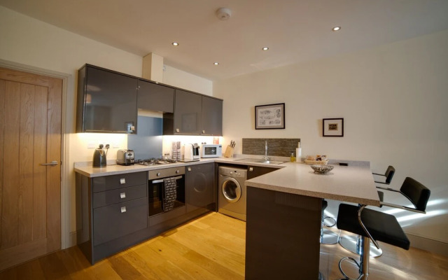 Cs Serviced Apartments