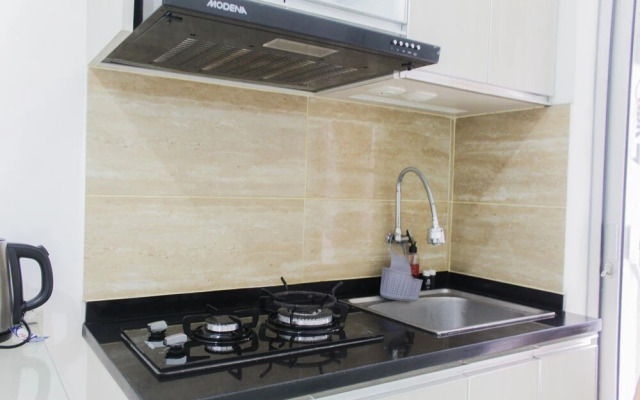 Homey and Cozy 2BR Bassura City Apartment near Mall