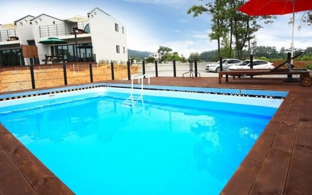 Eldorado Pool villa