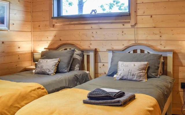 Oak Lodge - UK30005