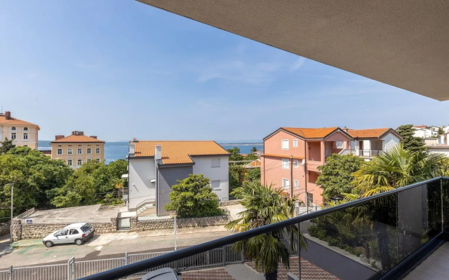 Adorable Home With Balcony and Swimming Pool