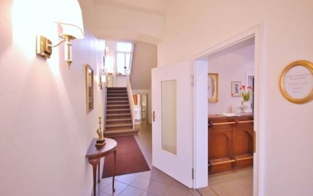 Das Kleine Hotel
