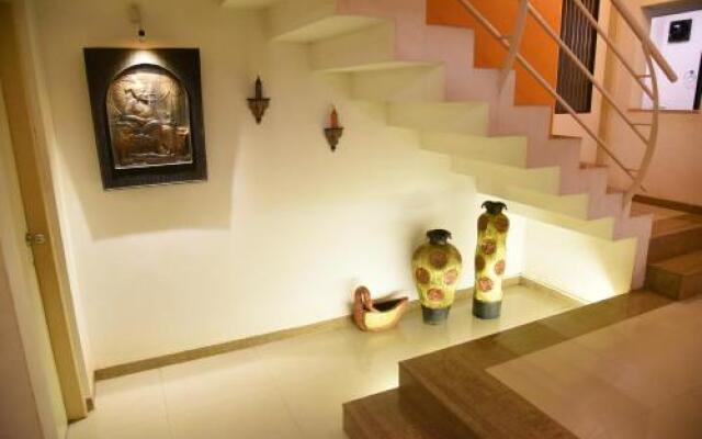 The Mango Villa