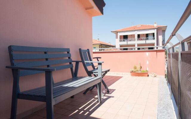 Dante 8 Apartments