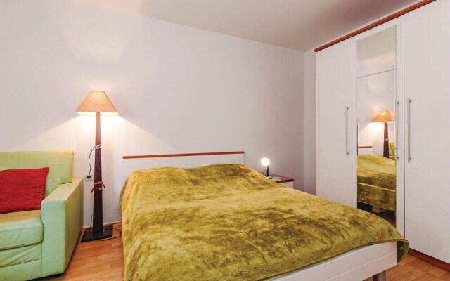 Amazing Apartment in Turanj With 2 Bedrooms and Wifi