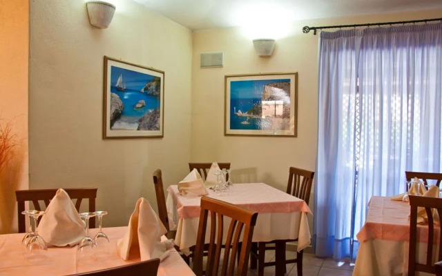 Hotel Alador