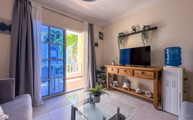 Cozy Apartment Close to the Beach