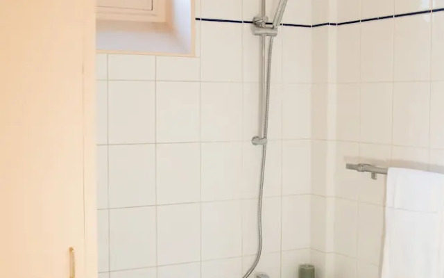 1BR Near Eiffel & Les Invalides
