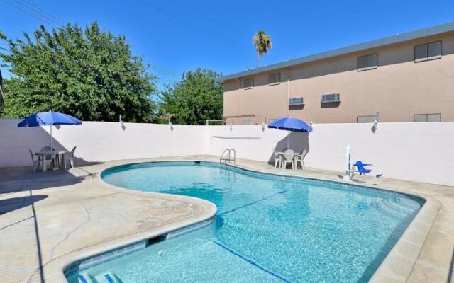 Sandpiper Lodge - Merced