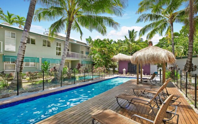 Marlin Cove Resort, Private Apartment