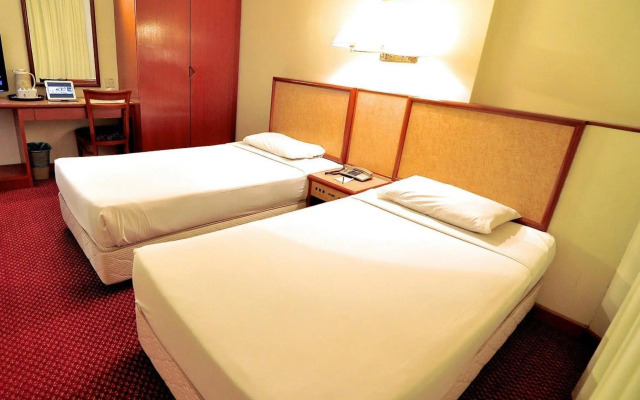 Hotel First Business Inn