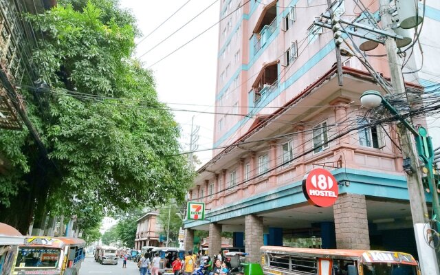 8 Hostel at Quiapo
