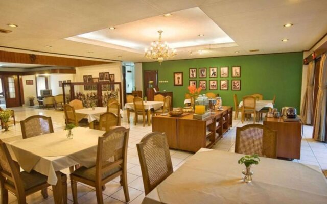 Paniisan Hotel