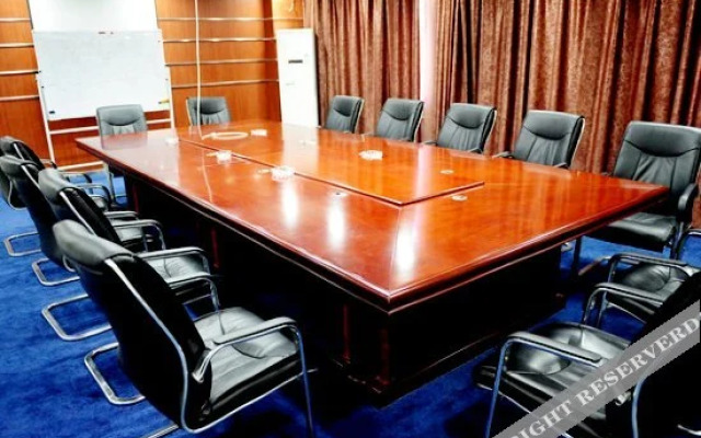 Shizuishan Ransheng Business Hotel (Guangming Middle School)
