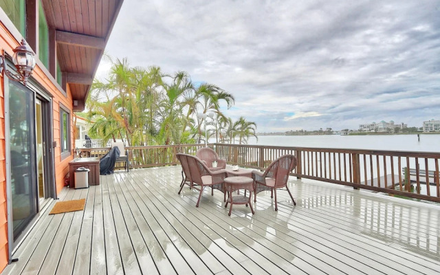 Paradise Along Boca Ciega Bay