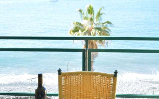 Atlantic view 1 - Apartment with ocean view & pool