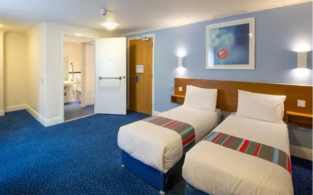Travelodge Perth A9