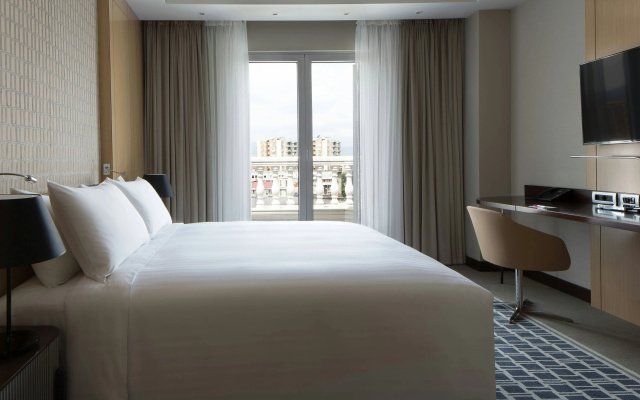 Skopje Marriott Hotel - Image 7