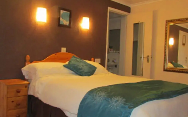 Sunnymeade Country Hotel