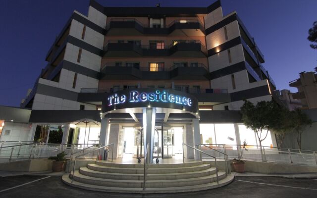 The Residence Suites - Adults Only